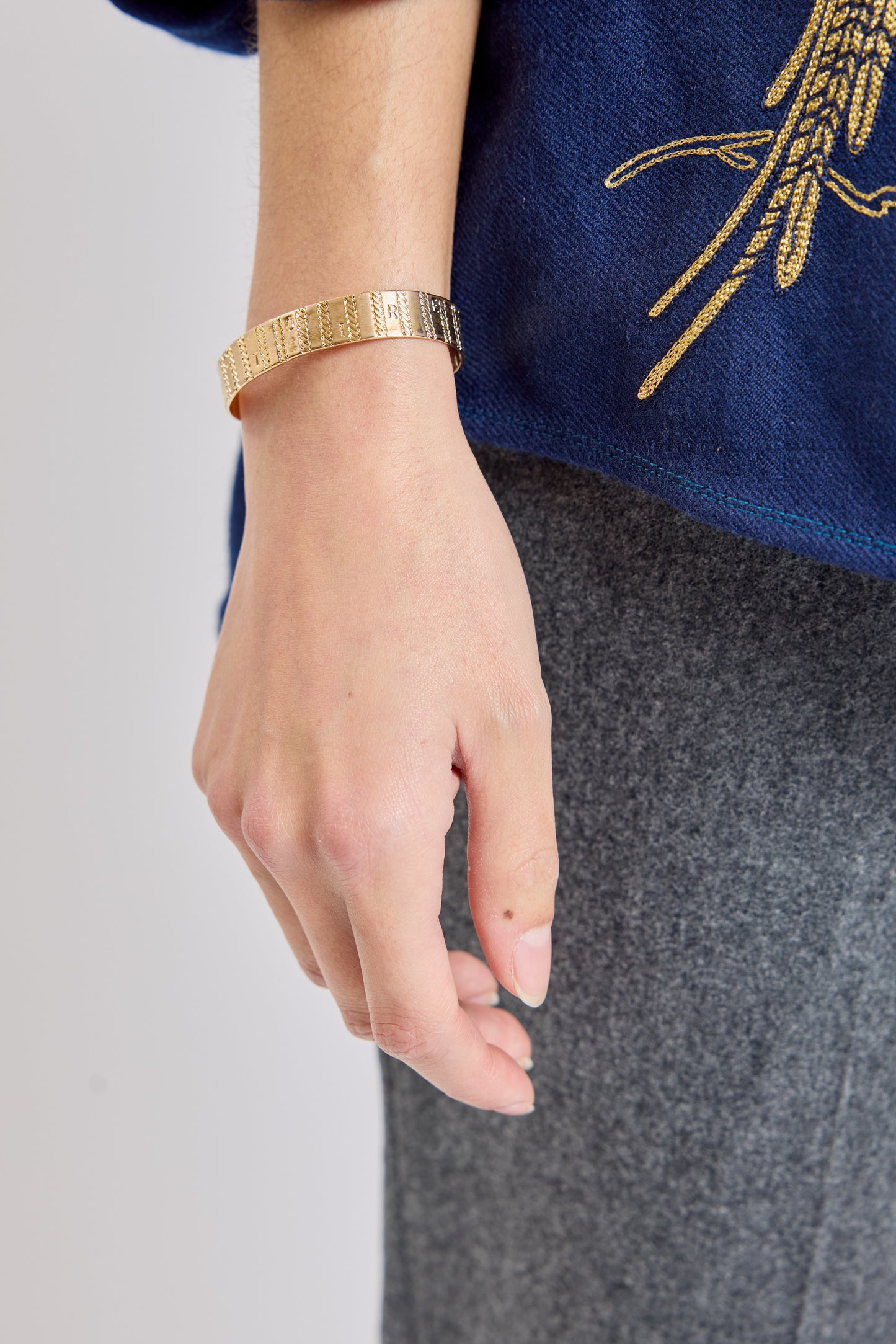 MAXI CUFF GOLD