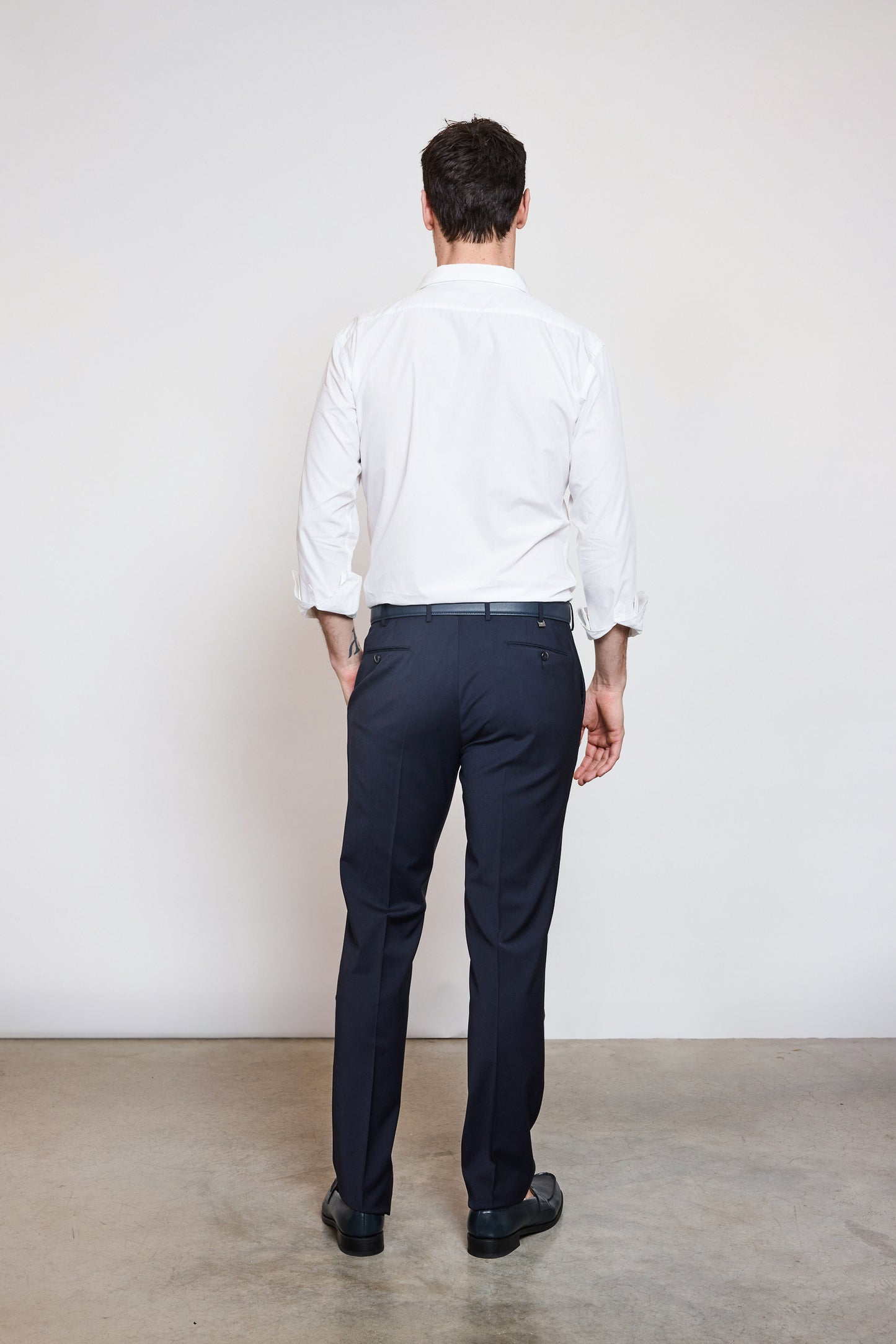 TRAVELLER SLIM PANTS NAVY