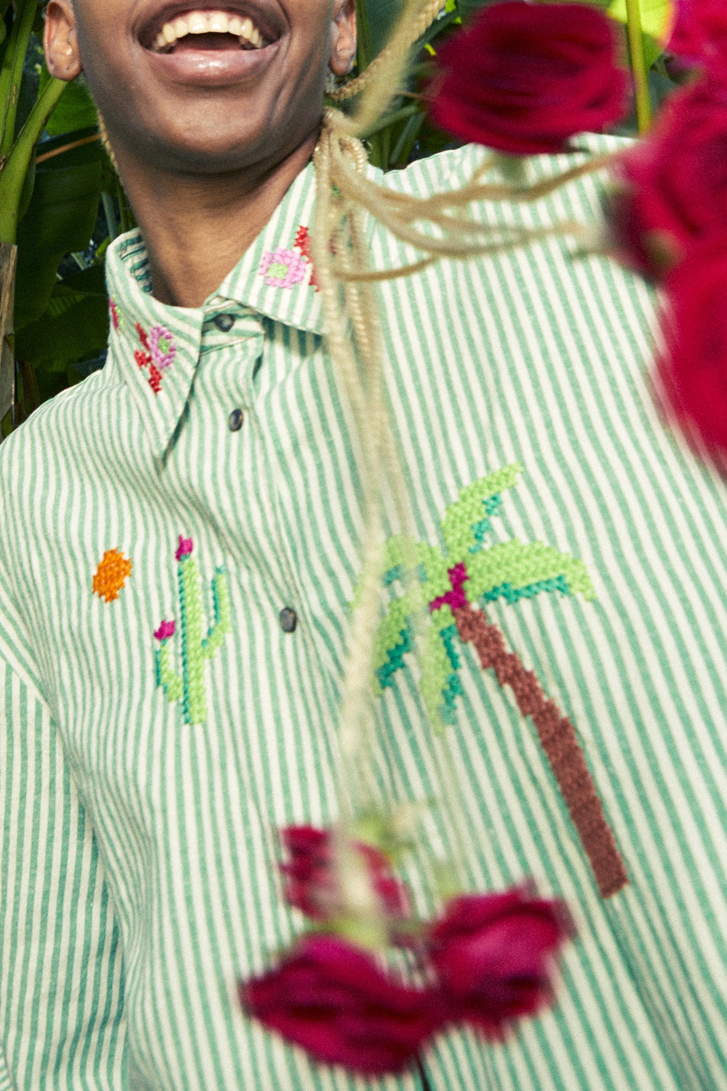 EMBROIDERED SHIRT GREEN