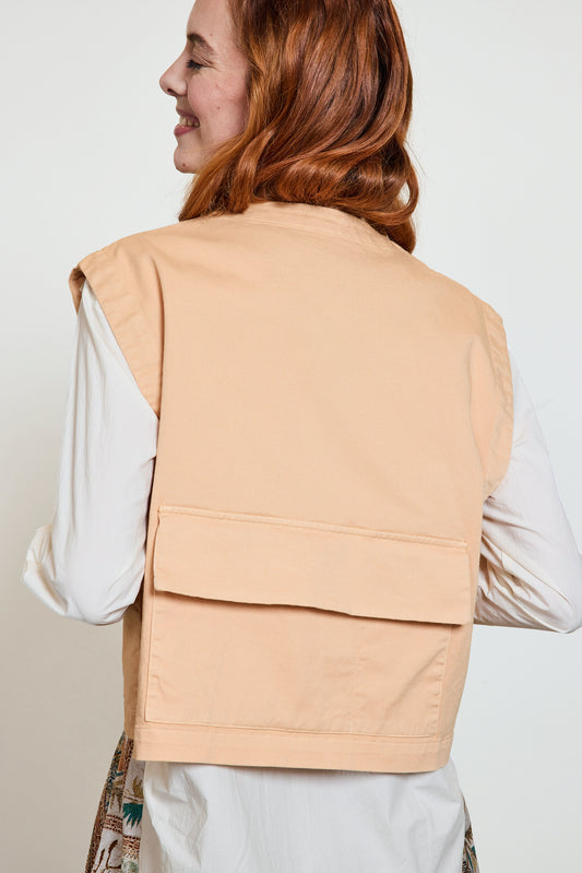 DRILL SLEEVELESS JACKET APRICOT