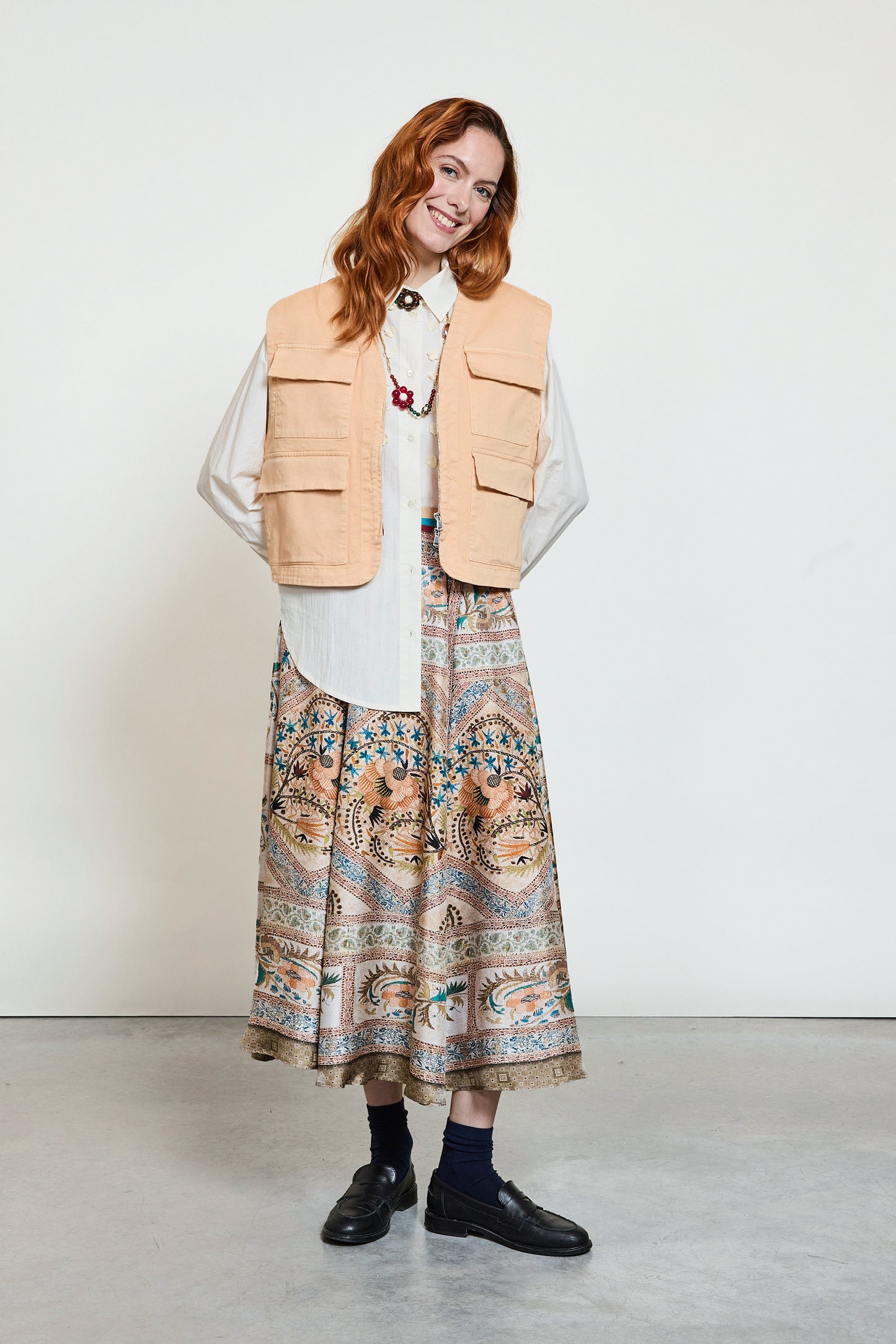 DRILL SLEEVELESS JACKET APRICOT