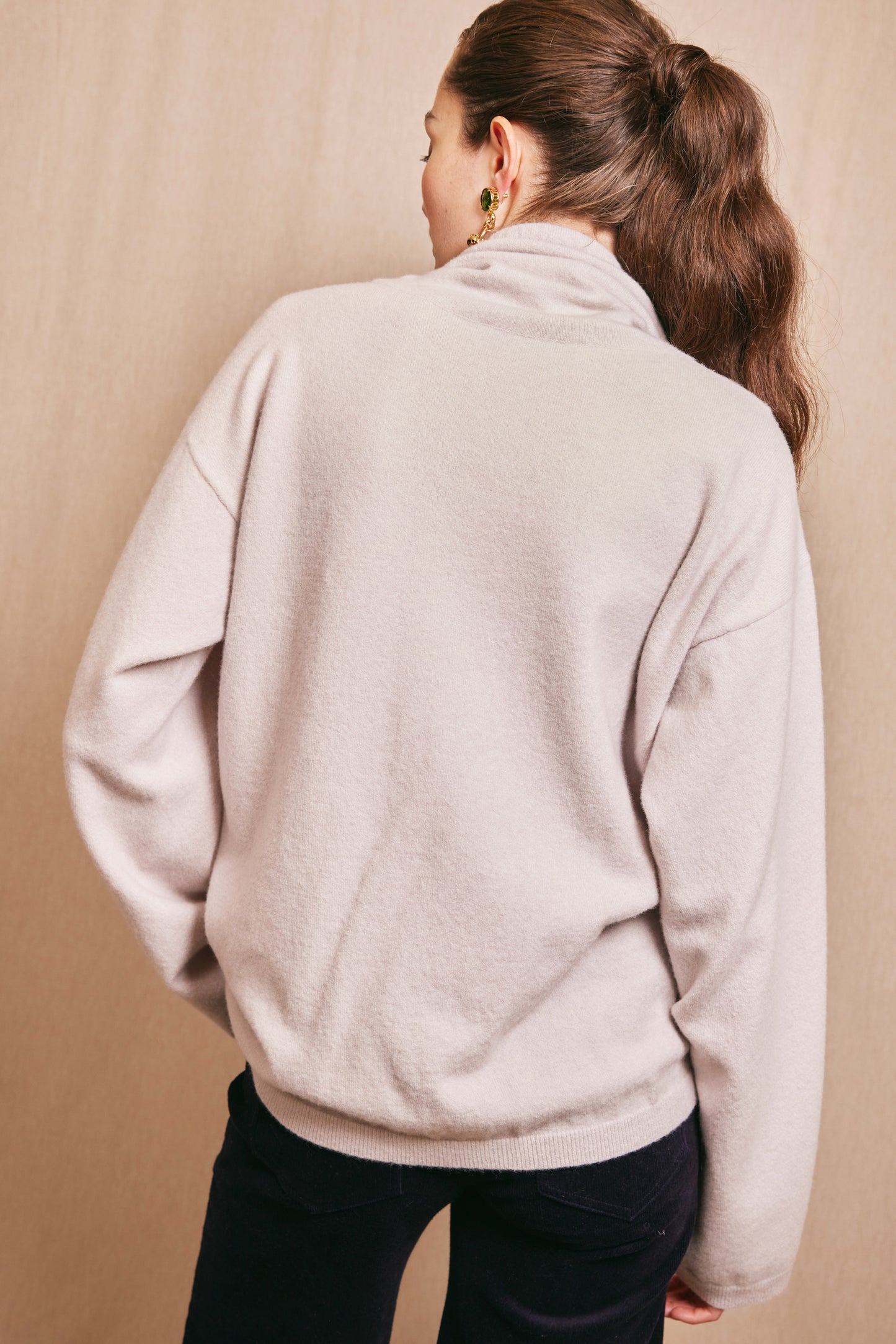 COL ROULÉ SWEATSHIRT CRAIE