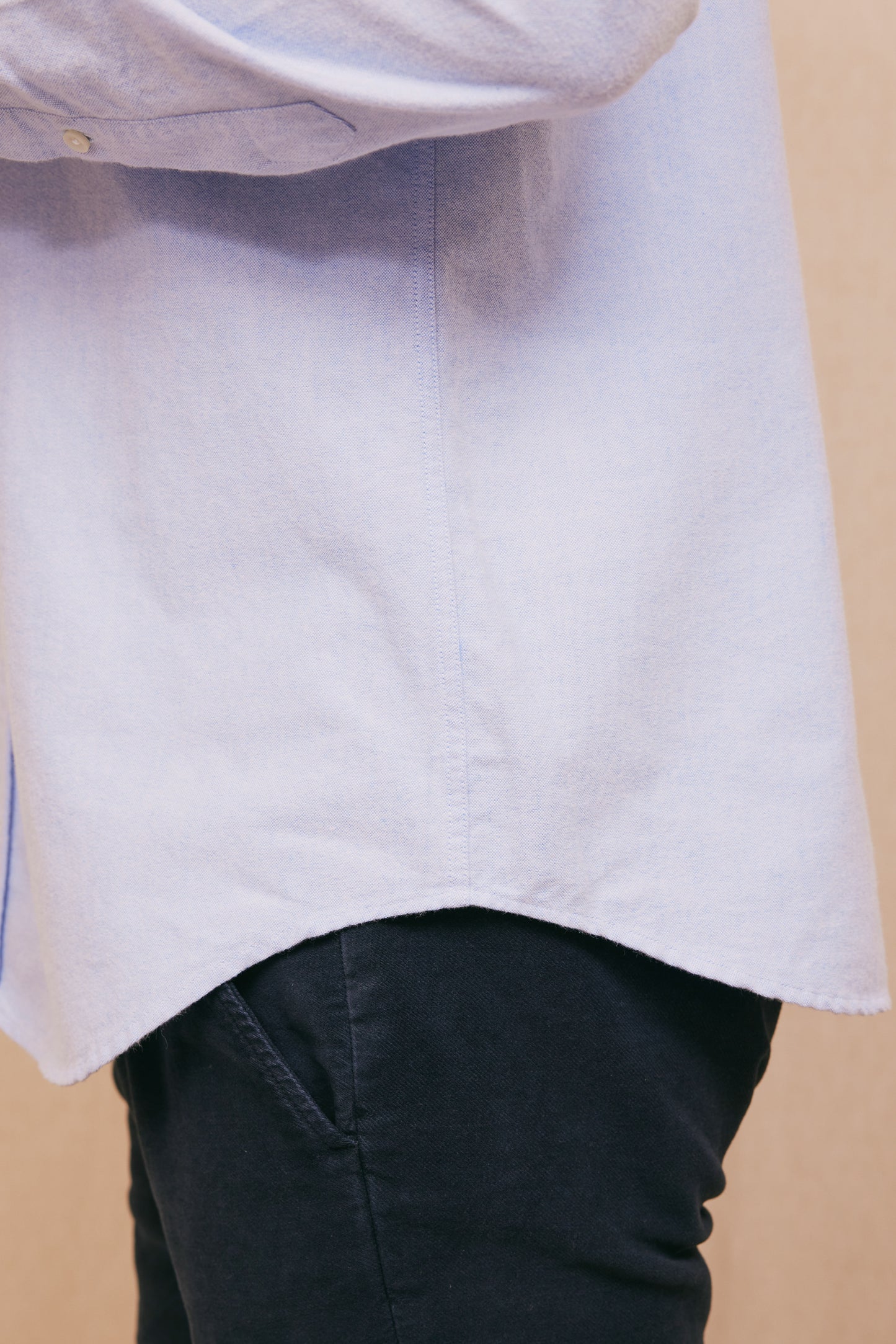 BUTTON-DOWN COLLAR SHIRT BLUE