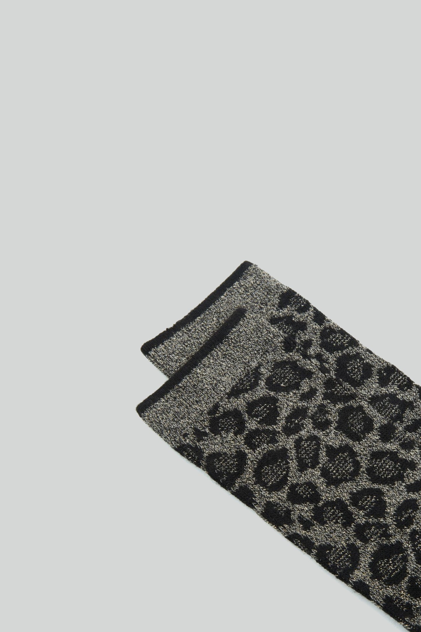 LEOPARD SOCKS GREY