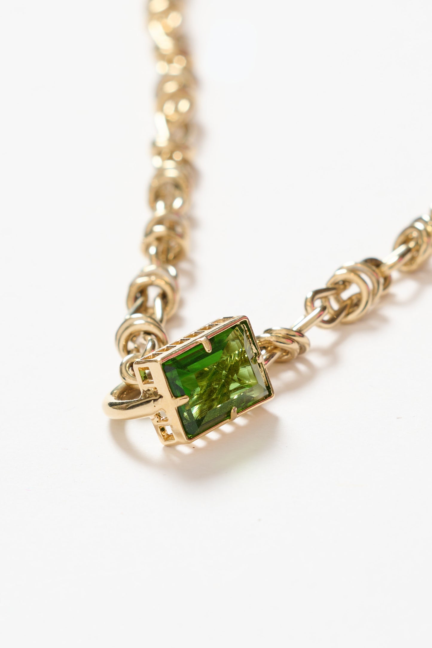 NECKLACE WITH RINGS EMERALD