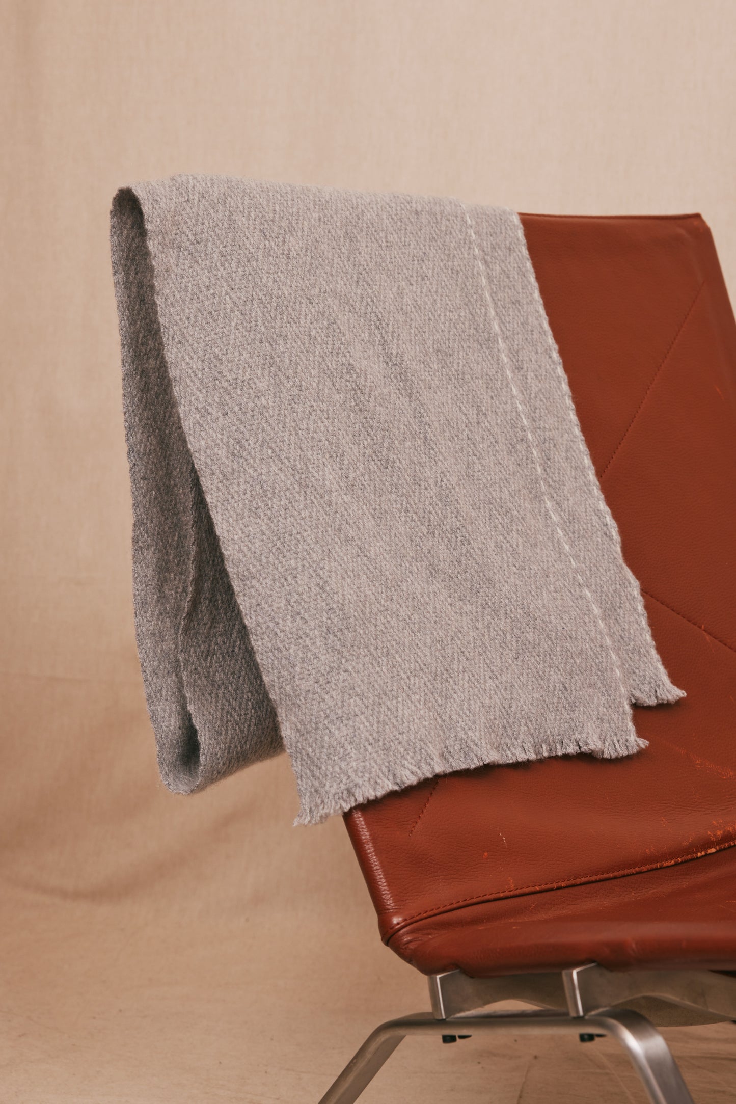 CASHMERE SCARF GREY