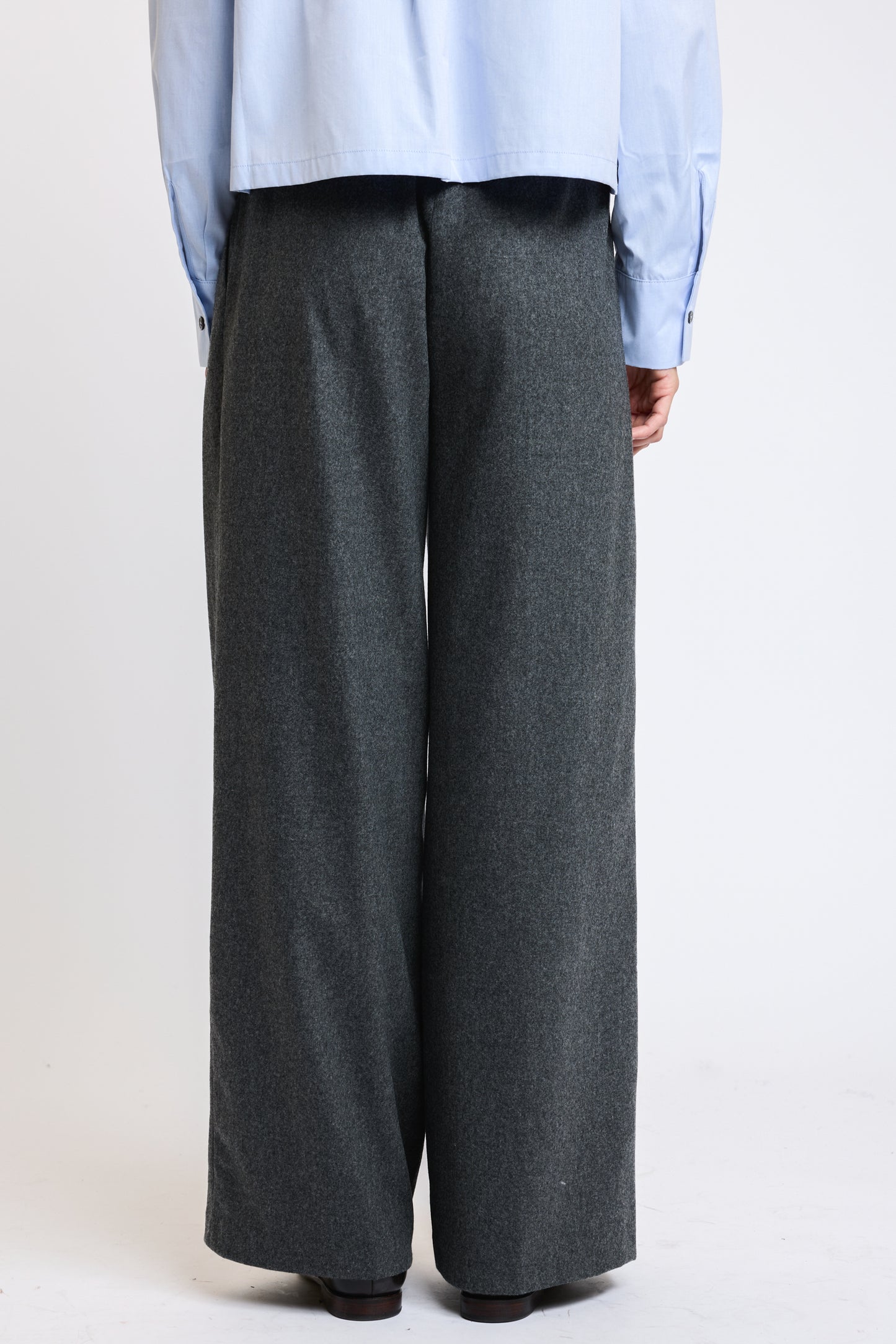 PANTALON LARGE EN FLANELLE GRIS