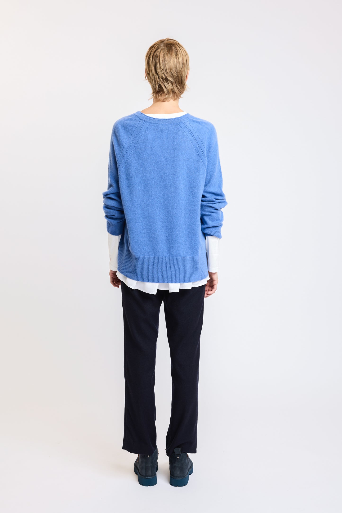 ITALIAN V CASHMERE BLUETTE