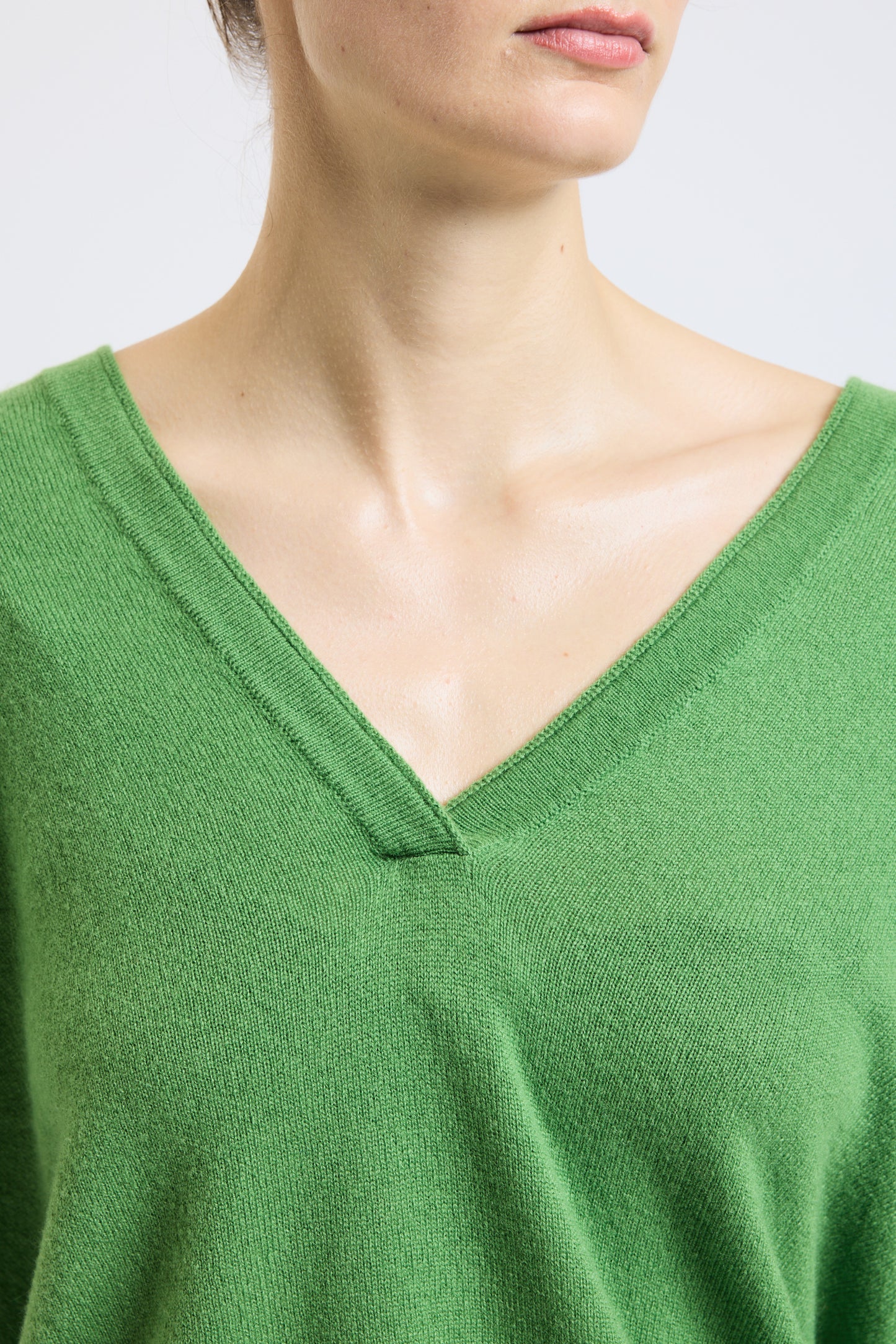 ITALIAN V CASHMERE MOSS