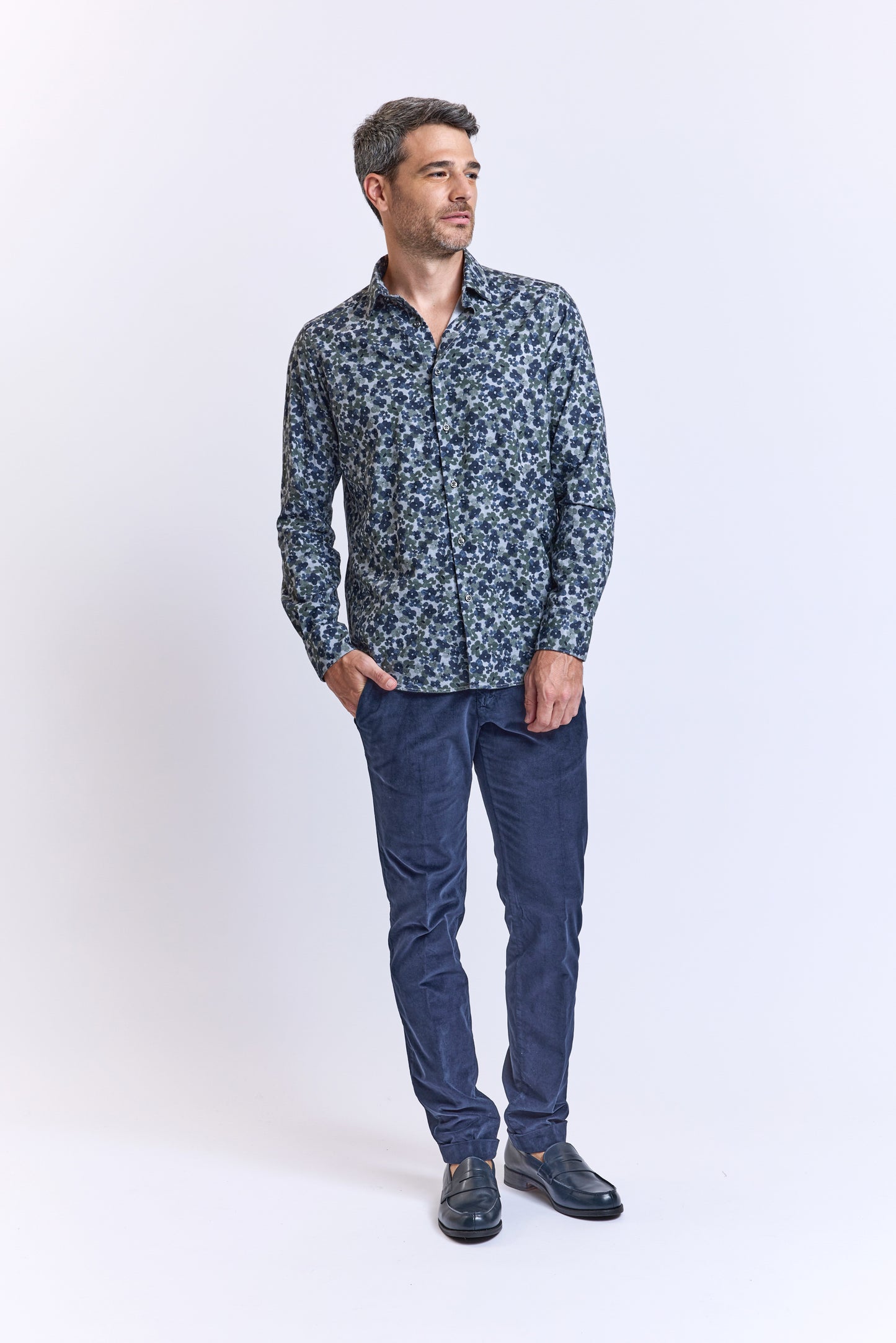 CHEMISE AJUSTÉE FLEURS SOURIS