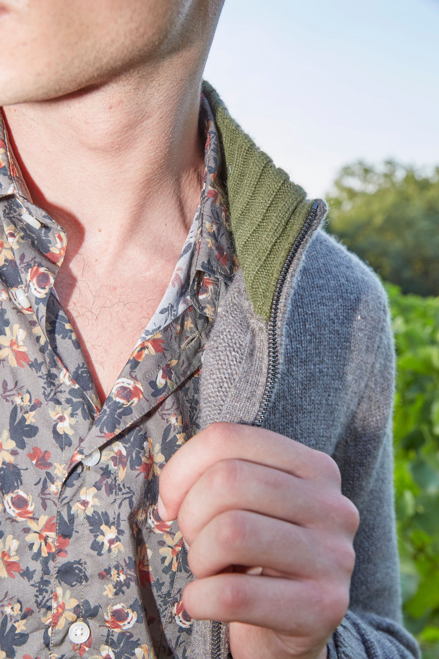 REGULAR SHIRT KHAKI FLOWERS