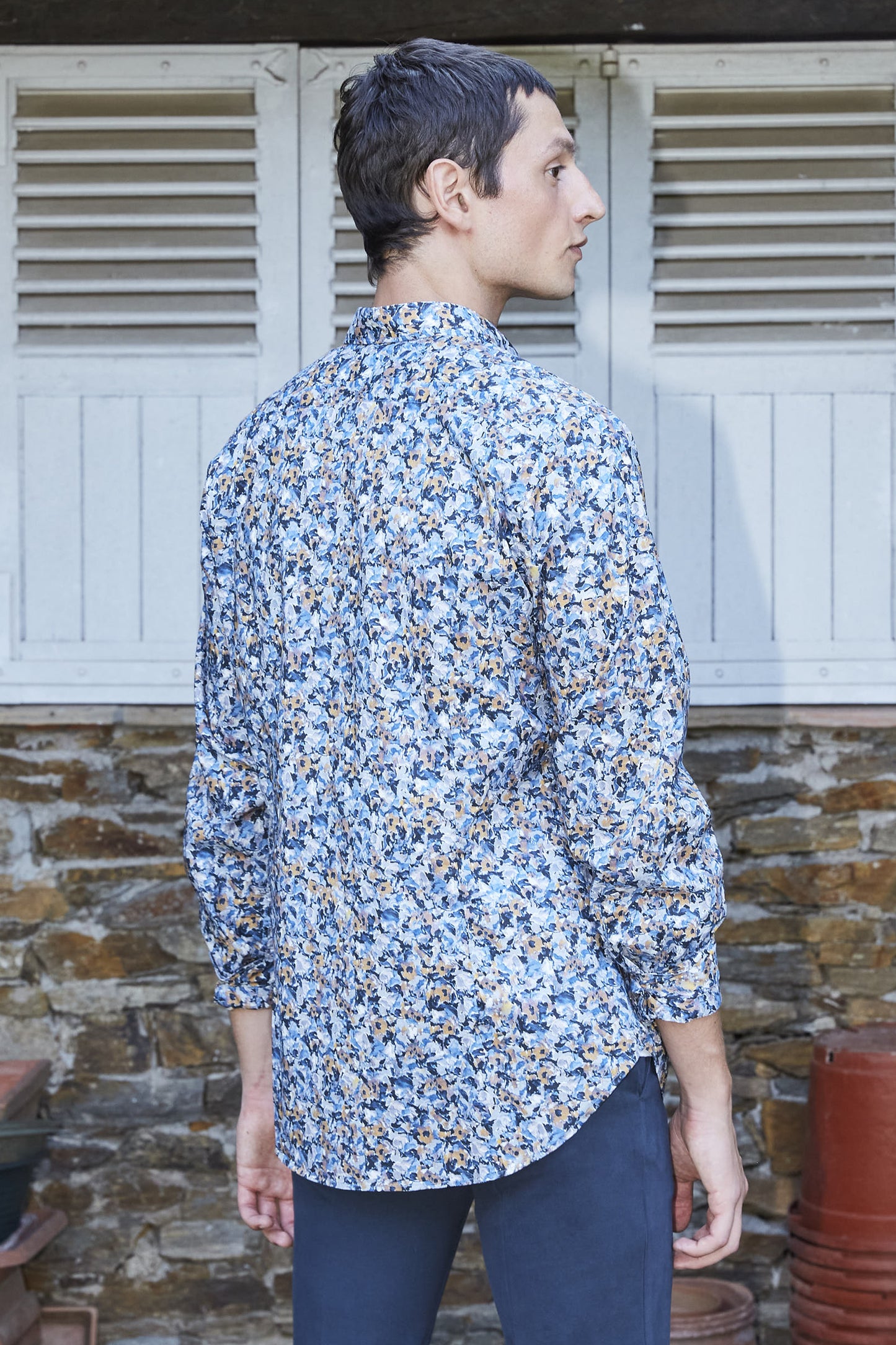 REGULAR SHIRT BLUE FLOWERS