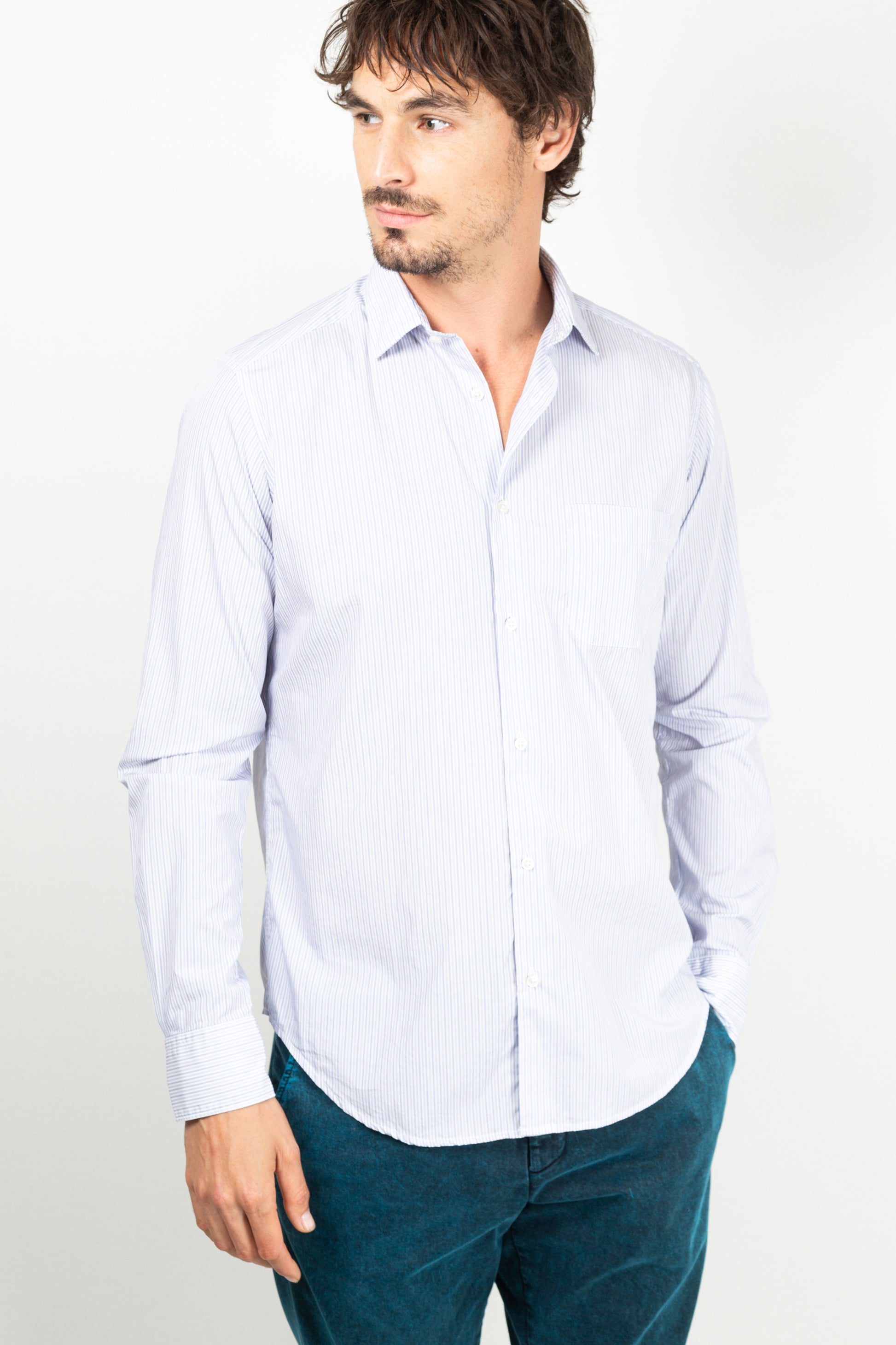 CHEMISE AJUSTÉE RAYURES BLEUES BLANCHES