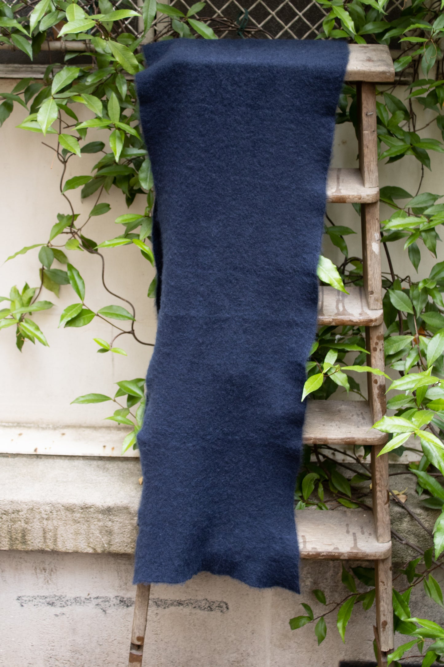 CASHMERE SCARF NAVY