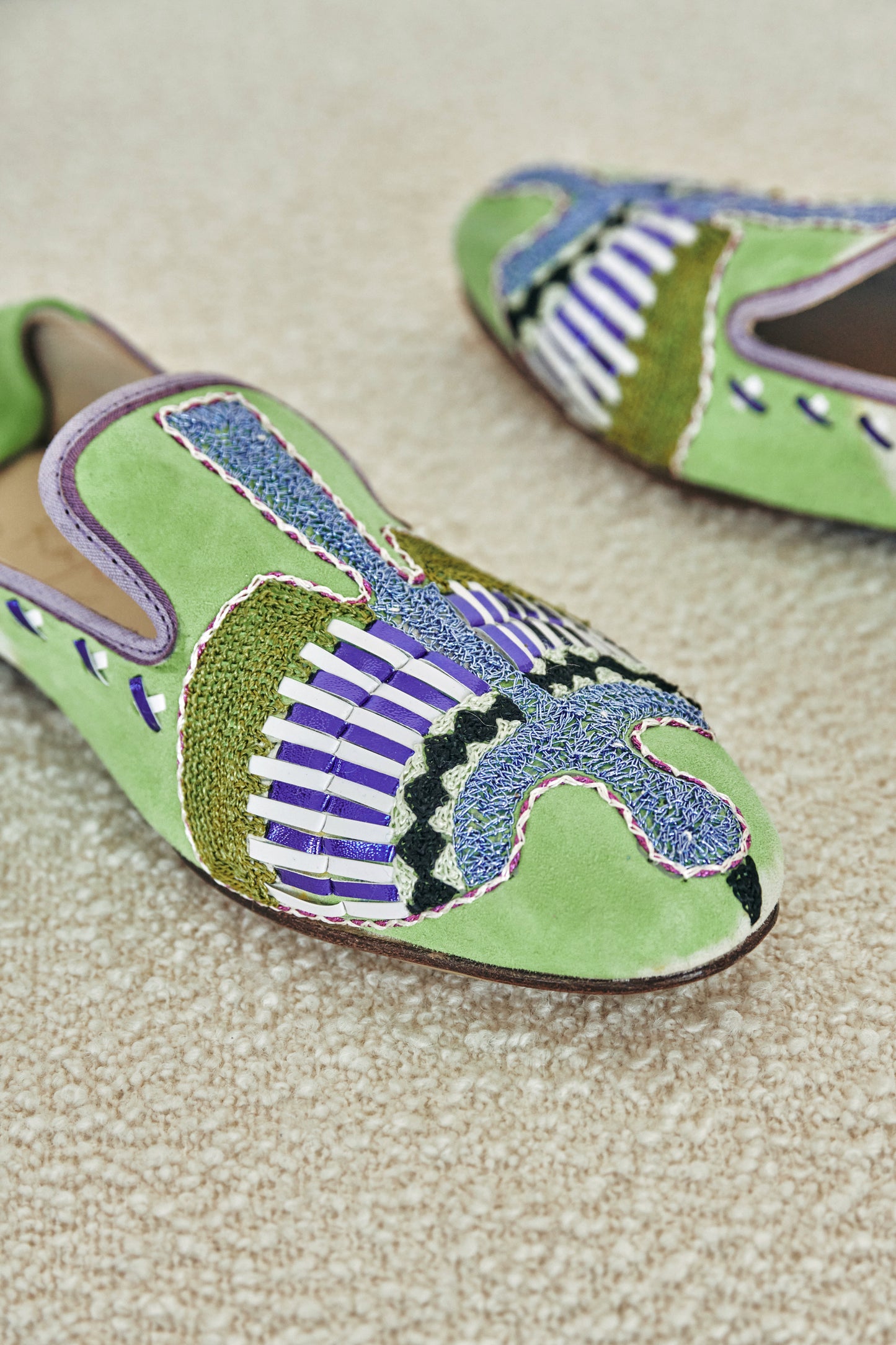 EMBROIDERED LOAFERS LIME