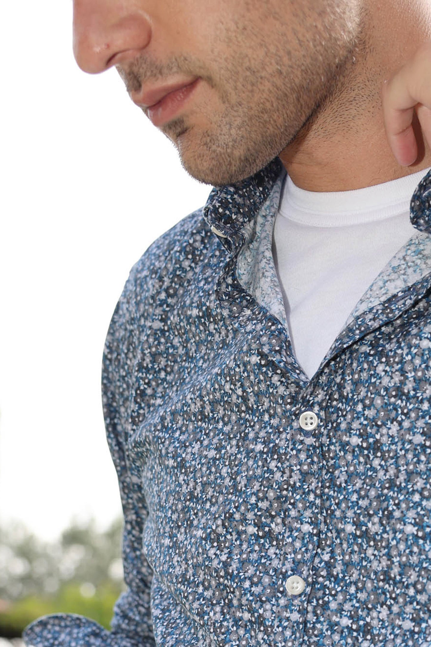 FITTED SHIRT BLUE FLOWERS