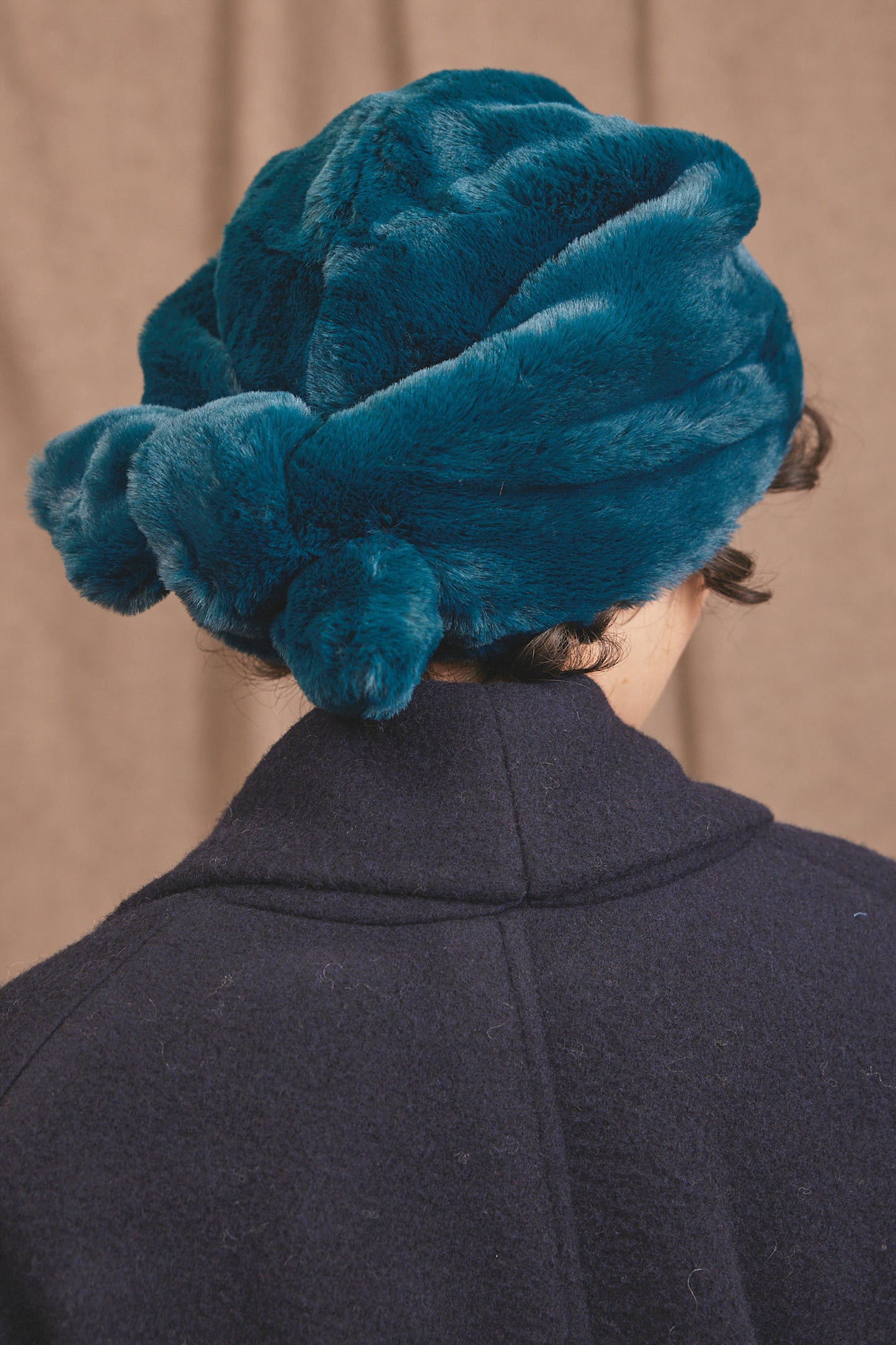 FAUX FUR HAT PEACOCK